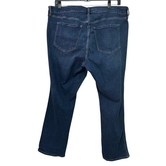 Old Navy Mid-Rise Power Slim Straight Blue Distressed Jeans Women’s Size 20 - Picture 7 of 16